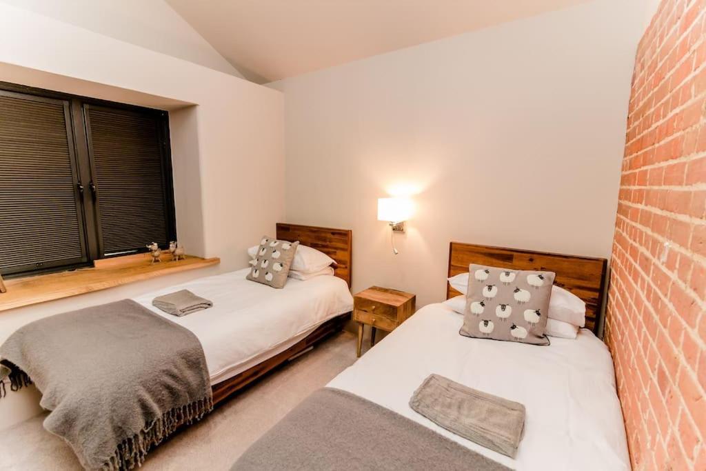 Beautiful Barn Conversion Close To The Broads Dilham Exterior photo