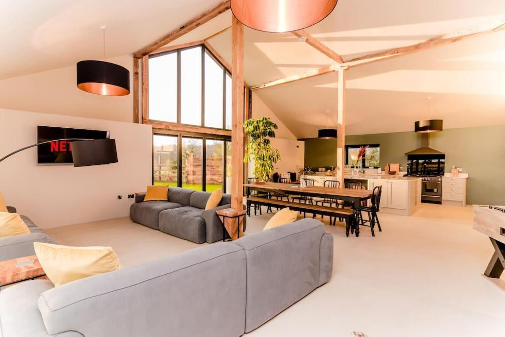 Beautiful Barn Conversion Close To The Broads Dilham Exterior photo