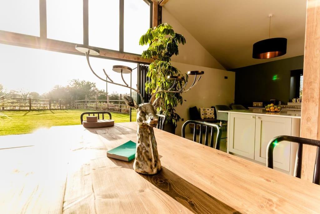 Beautiful Barn Conversion Close To The Broads Dilham Exterior photo
