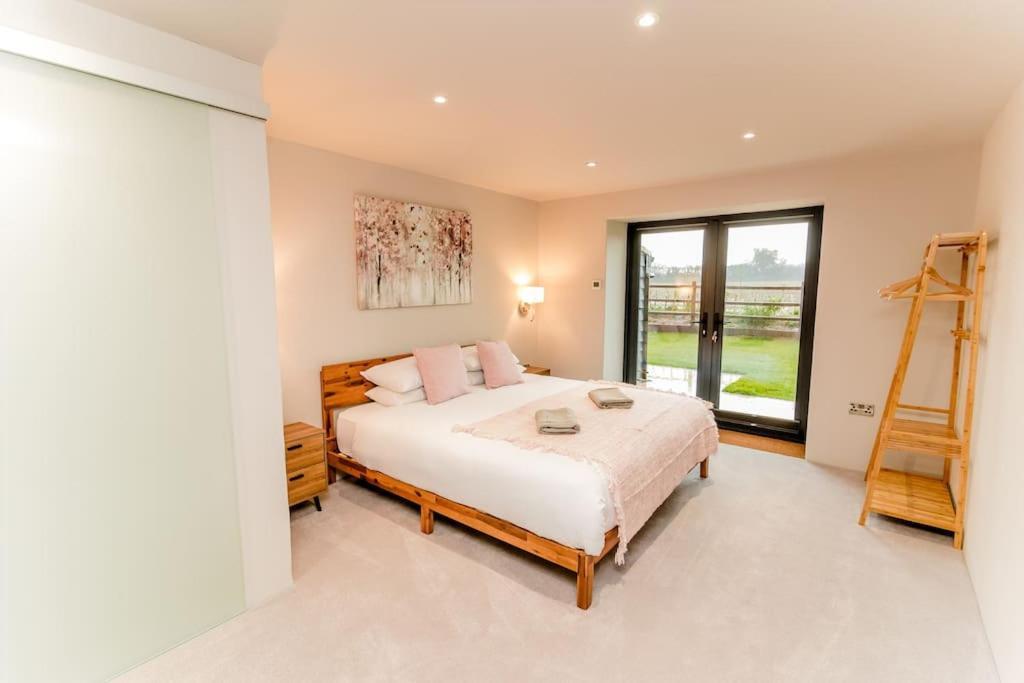 Beautiful Barn Conversion Close To The Broads Dilham Exterior photo