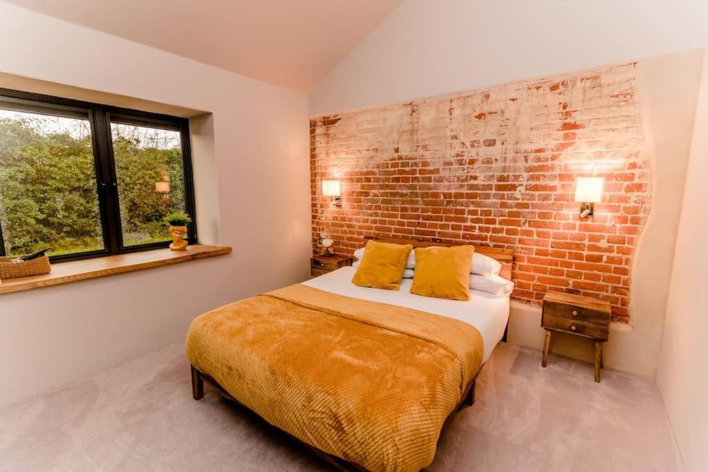 Beautiful Barn Conversion Close To The Broads Dilham Exterior photo