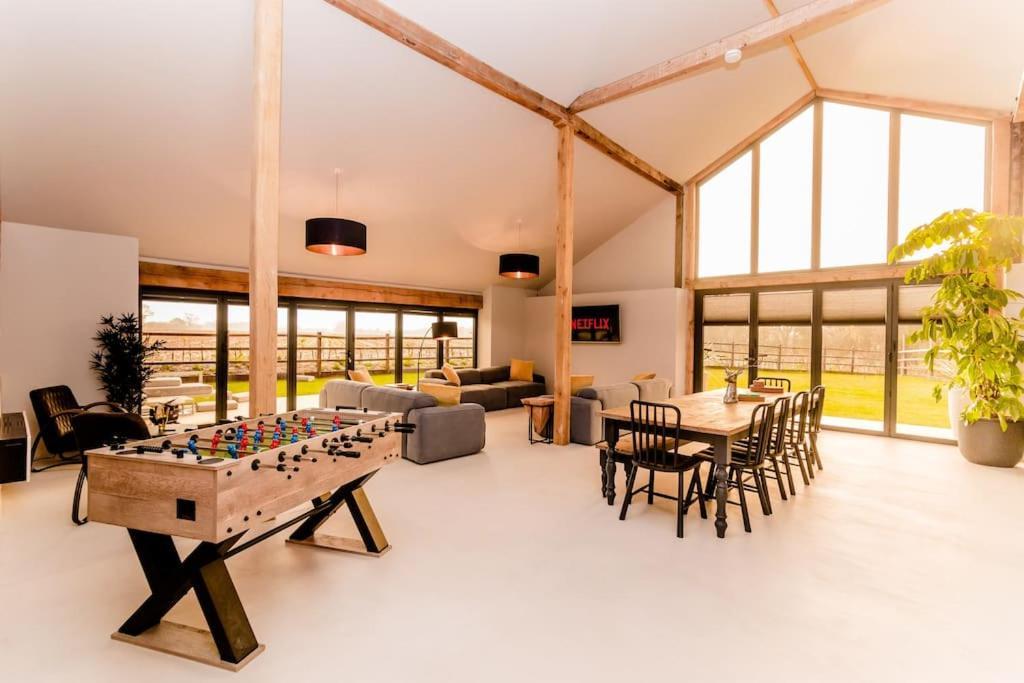 Beautiful Barn Conversion Close To The Broads Dilham Exterior photo